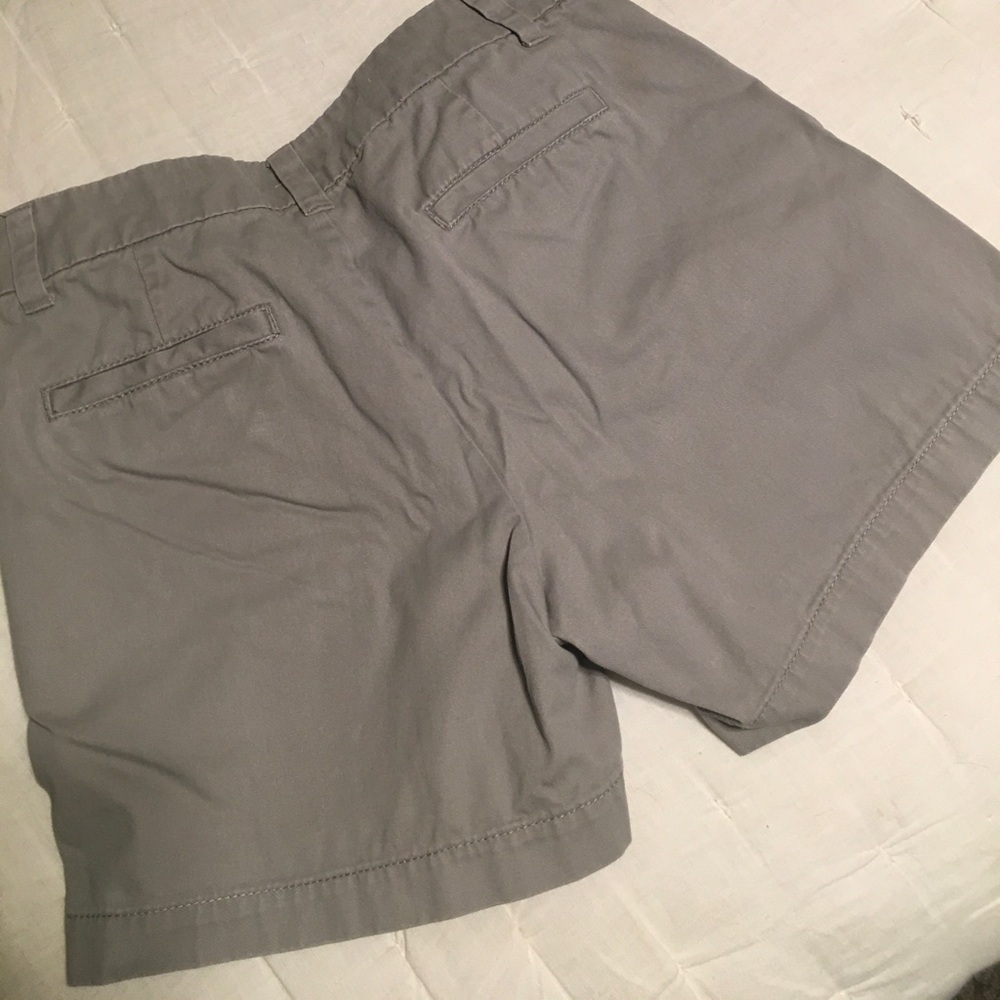 Gray Casual Shorts - Picture 4 of 4